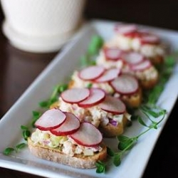 Lemon Oregano Chicken Salad