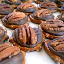 Rolo Pretzel Turtles