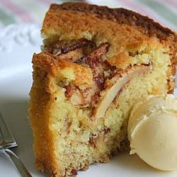 Apple Cinnamon Cake