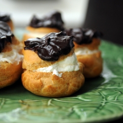 Cream Puffs with Whipped Cream