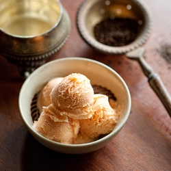 Simple Thai Tea Ice Cream