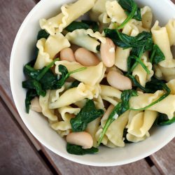 Pasta w/Arugula & White Beans