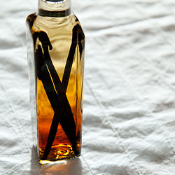 Homemade Vanilla Extract