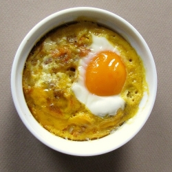 Baked Eggs with Cumin and Saffron