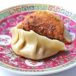 Pot-Sticker Dumplings With Chicken