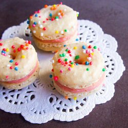 Doughnut Macarons