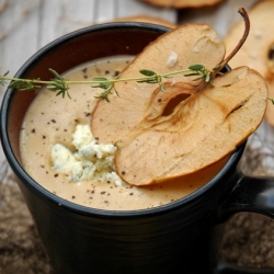 Roasted Apple and Sweet Onion Soup