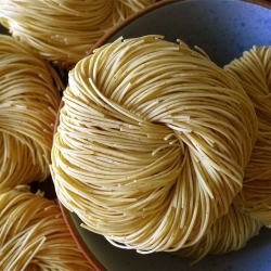 Ebiko Noodle With Haricot Verts