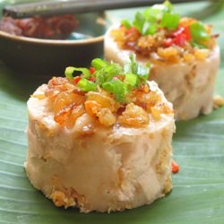 Steamed Savoury Yam Cake