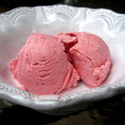 Strawberry Cheesecake Ice Cream