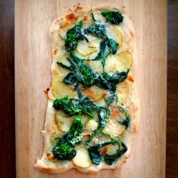 Broccoli Rabe Pizza