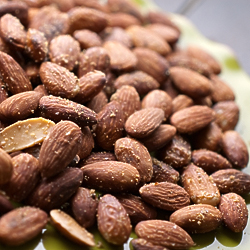 Garlic Pepper Almonds