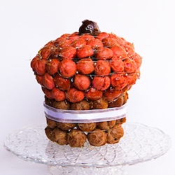 Cupcake Croquembouche