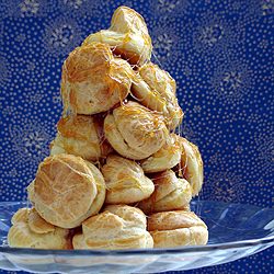 Croquembouche