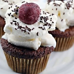 Ice Cream Sundae Cupcakes