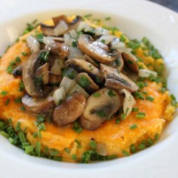 Cheesy Polenta and Mushroom Hash