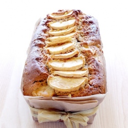 Osmanthus & Apple Loaf Cake