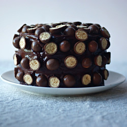 Malteser Layer Cake