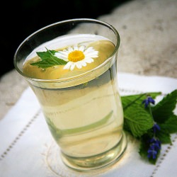 Chamomile Lavender Mint Iced Tea