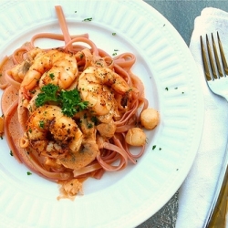 Cranberry Fettuccine Tomato Sauce