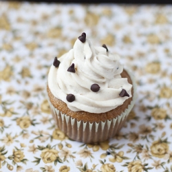 Chocolate Chip Cookie Dough Cupcake