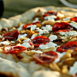 Caramelized Onion and Ricotta Pizza