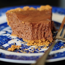 Chocolate Candy Bar Pie