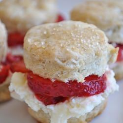 Mini Strawberry Shortcakes (GF)