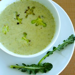 Vegan Broccoli Soup with Chips