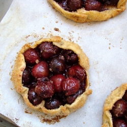 Sweet Cherry Crostadas