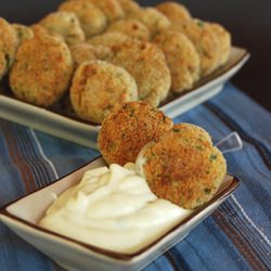 Shrimp Cakes with Cashews