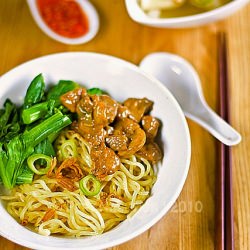 Mie Ayam Jamur – Indonesian Chicken