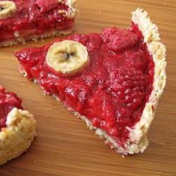 Raspberry Banana Pie