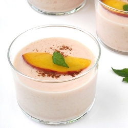 Peach Smoothie with Yogurt & Wine