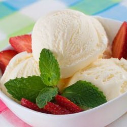 Homemade Vanilla Ice Cream