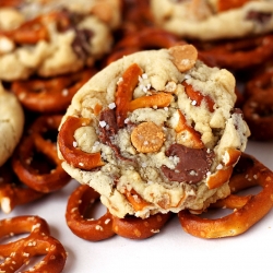 Pretzel Cookies