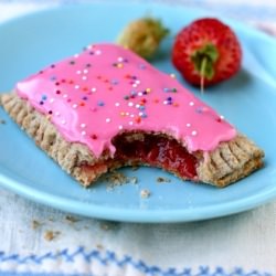 Whole Wheat Strawberry Pop Tarts