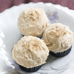 Vanilla Chai White Velvet Cakes