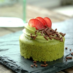 Japanese-Style Green Tea Cheesecake