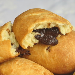 Petits Pains au Chocolat