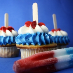 Bomb Pop Cupcakes