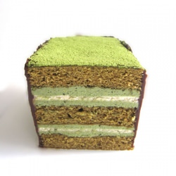 Matcha Dacquoise Cake