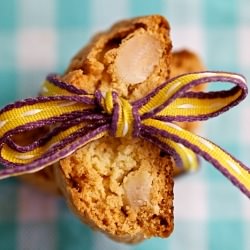 Saffron Cantuccini