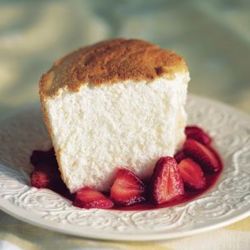 Heavenly Angel Food Cake