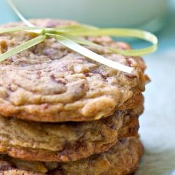 Milk Chocolate Almond Cookies