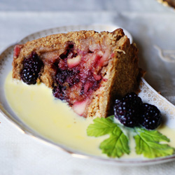 Blackberry Apple Pudding & Custard