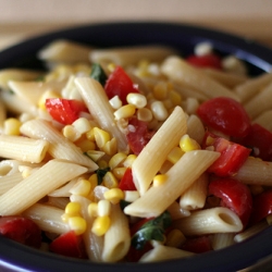 Pasta Salad with Tomatoes and Corn