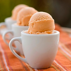 Mamey Ice Cream (Helado de Mamey)