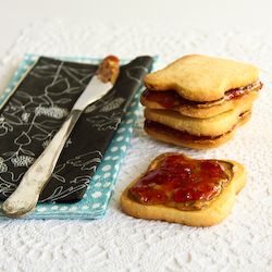 PB&J Cookies/Finger Bread Biscuits