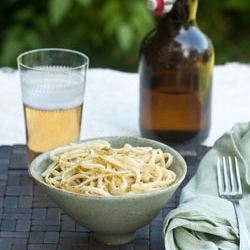 Pasta With Pistachio and Mixed Herb